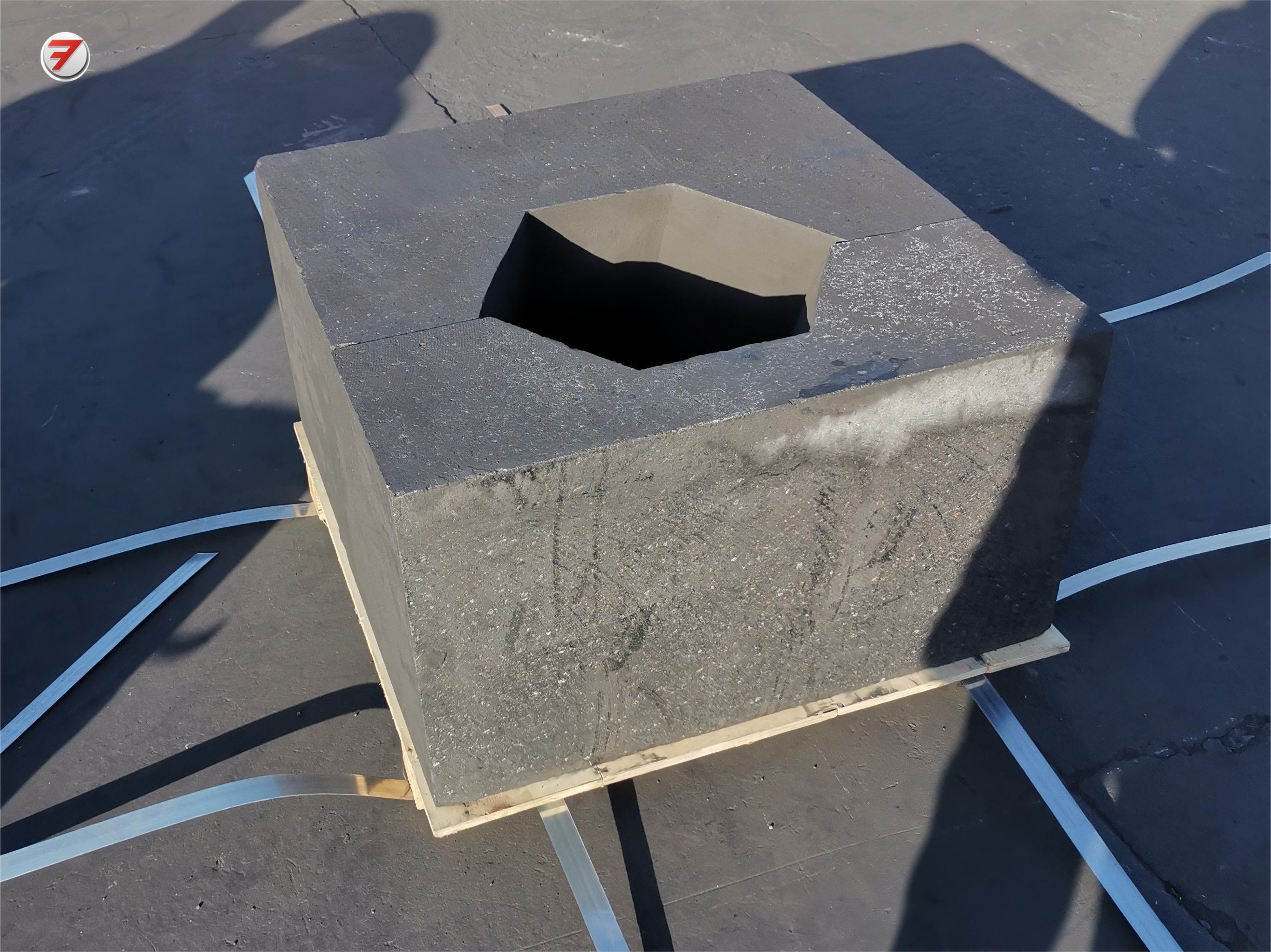 SPECIAL SHAPED GRAPHITE PART