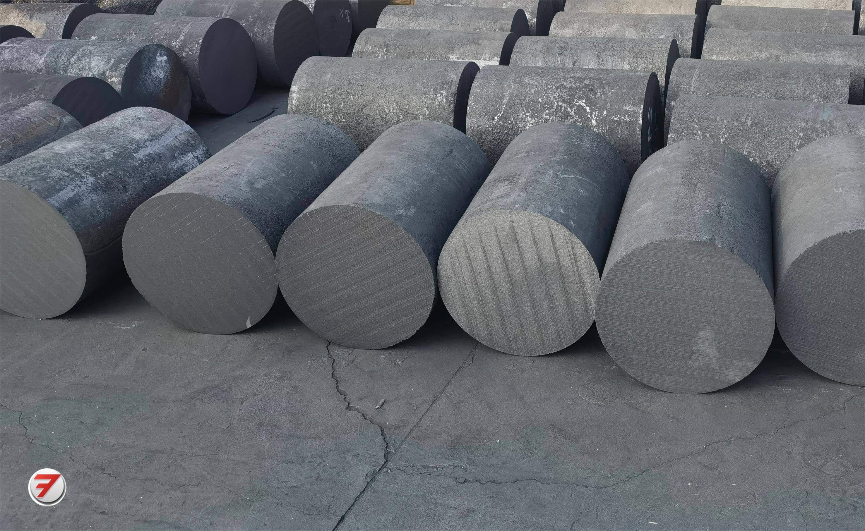 MEDIUM GRAIN GRAPHITE