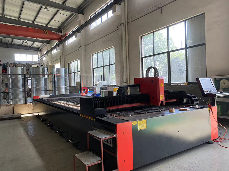 CNC high-power laser cutting machine CNC high-power laser cutting machine