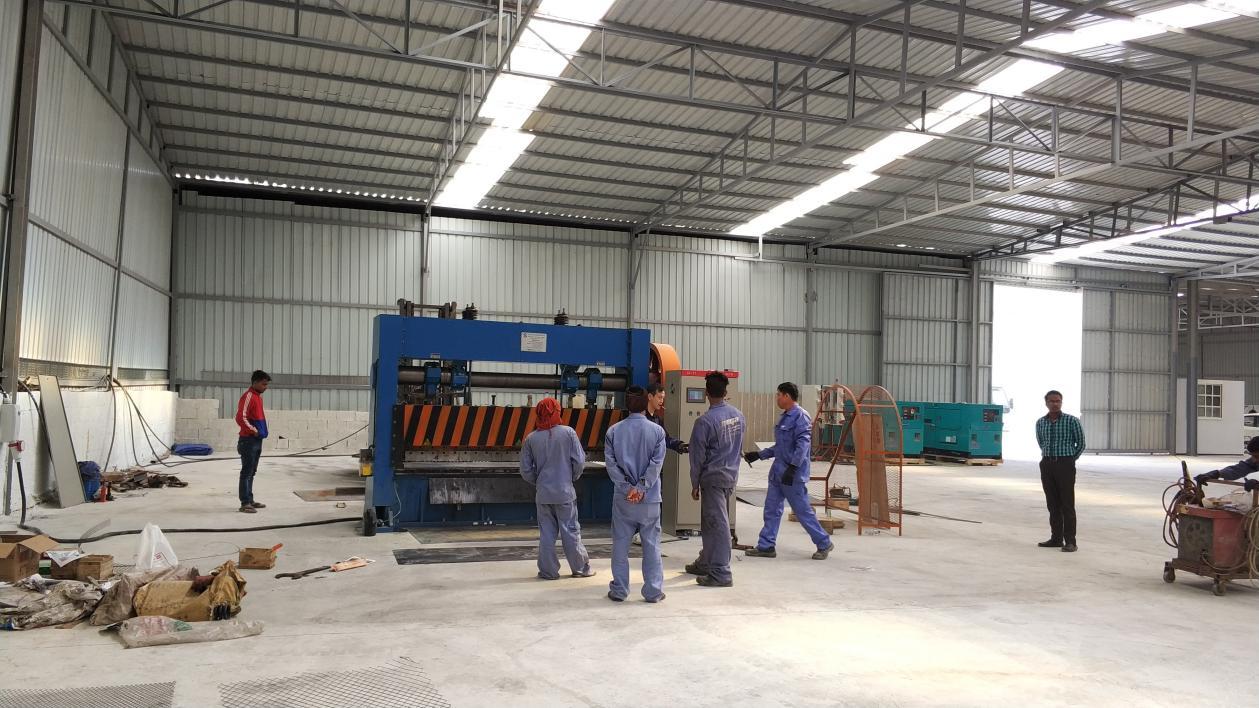 Install the Expanded mesh machine in Qatar