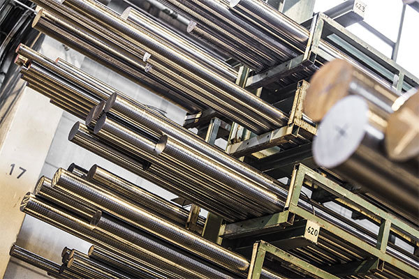 Features of galvanized steel rods