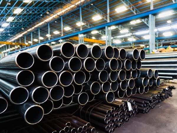 Steel pipe connection method
