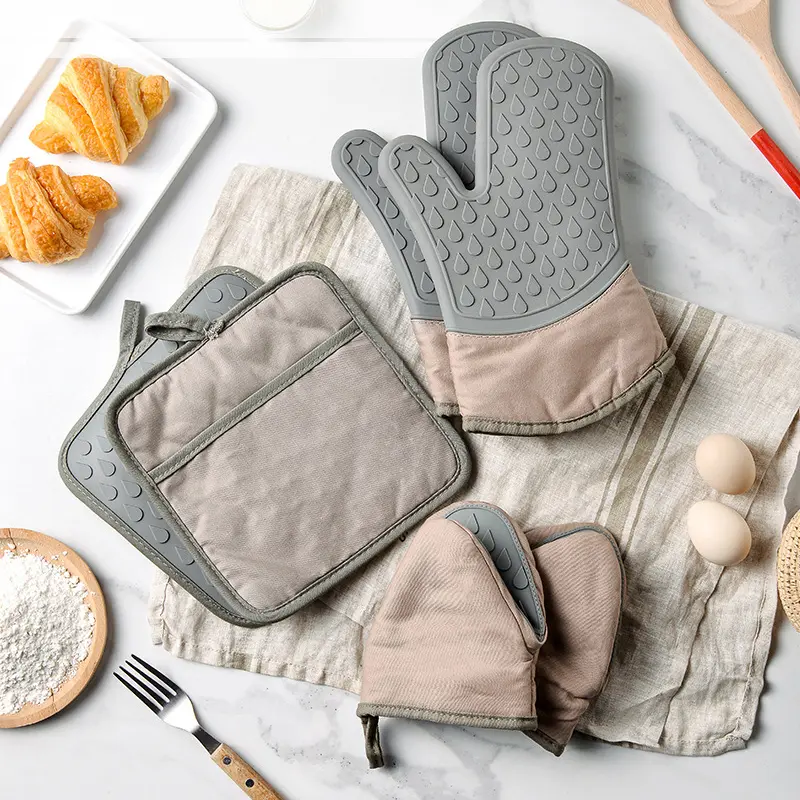 Oven mitts
