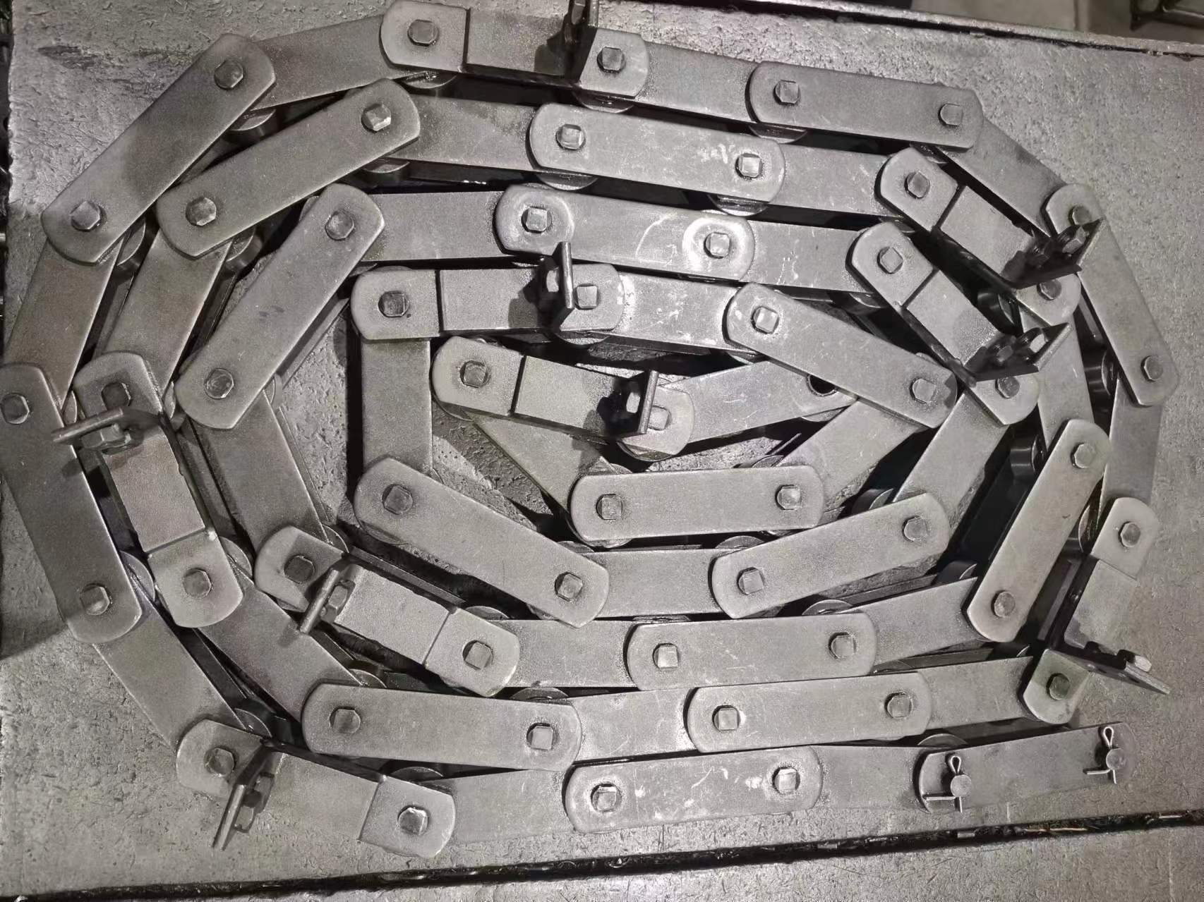 角鐵螺帽鏈條