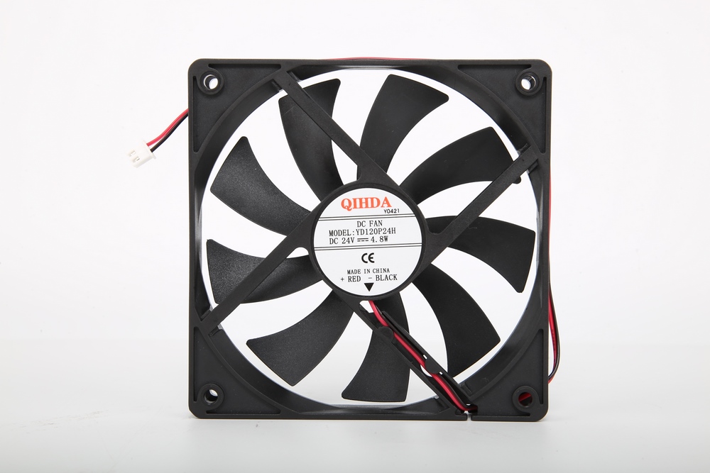 12018 two-wire 24V fan