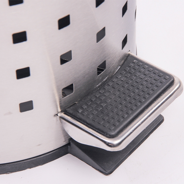 5L Round Square Hole Design Bin