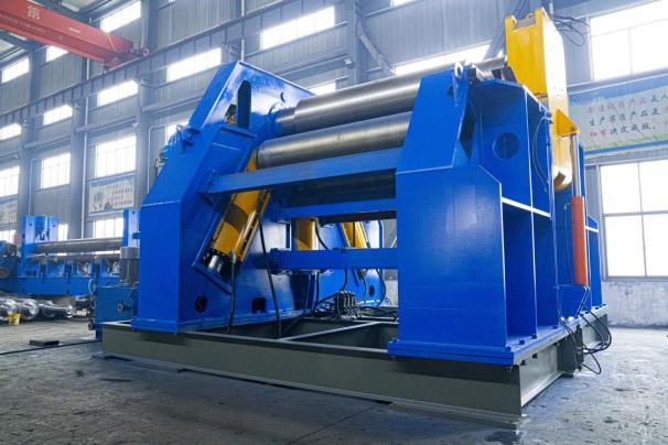 Fully hydraulic CNC four-roll plate bending machine Fully hydraulic CNC four-roll plate bending machine