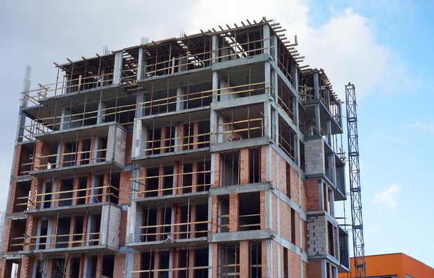 What are the mechanical requirements for steel structure welding in building construction?
