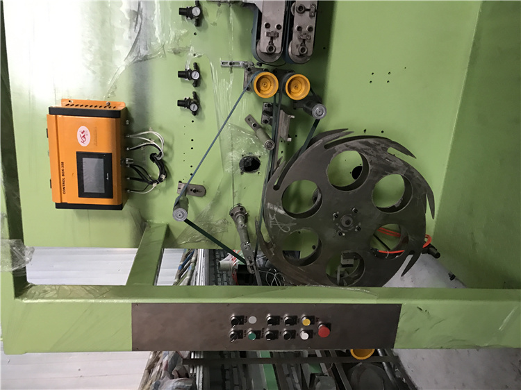 High performance second hand price baby diaper making machine
