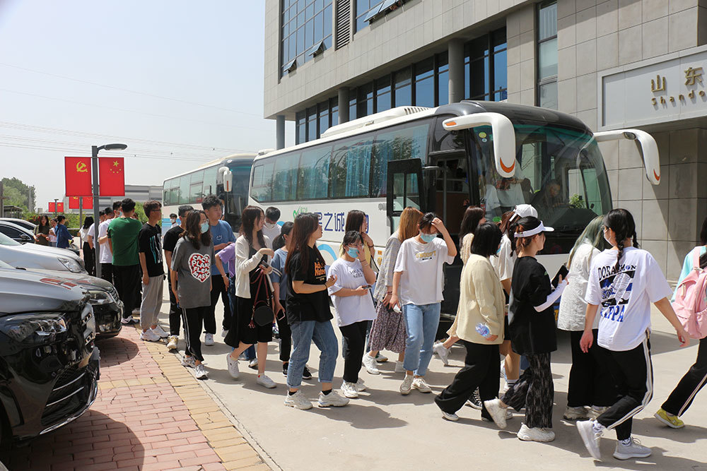 班车