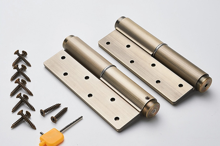 The difference between poor quality hinges and good quality hinges