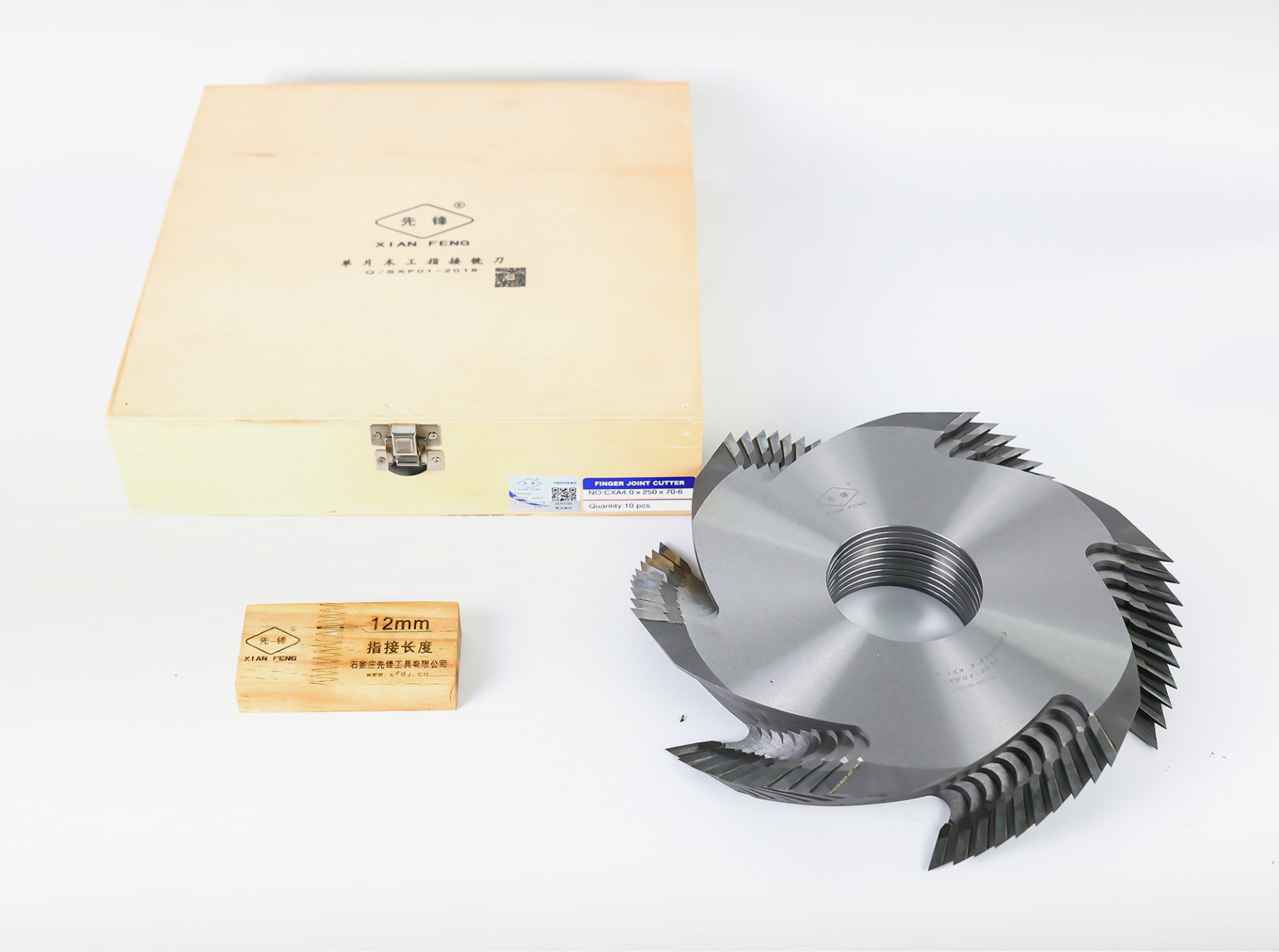 FINGER JOINT CUTTER 250*3.8*70*6T CXA Series