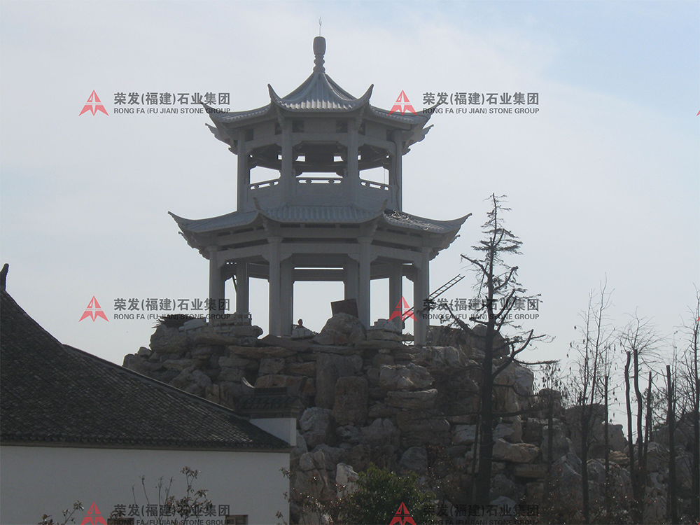 江苏宜兴重檐八角亭