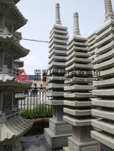 十三层塔
