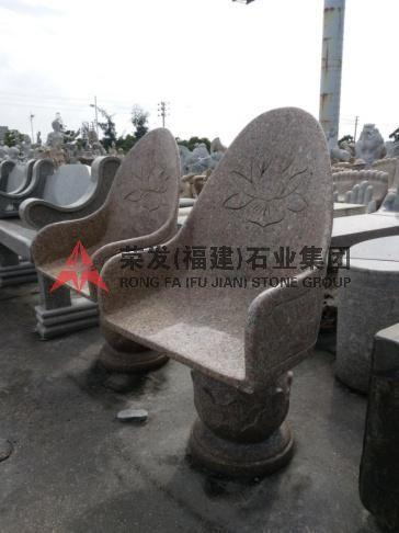 Swivelling chair