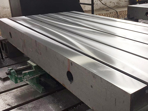 T-shaped groove flat plate