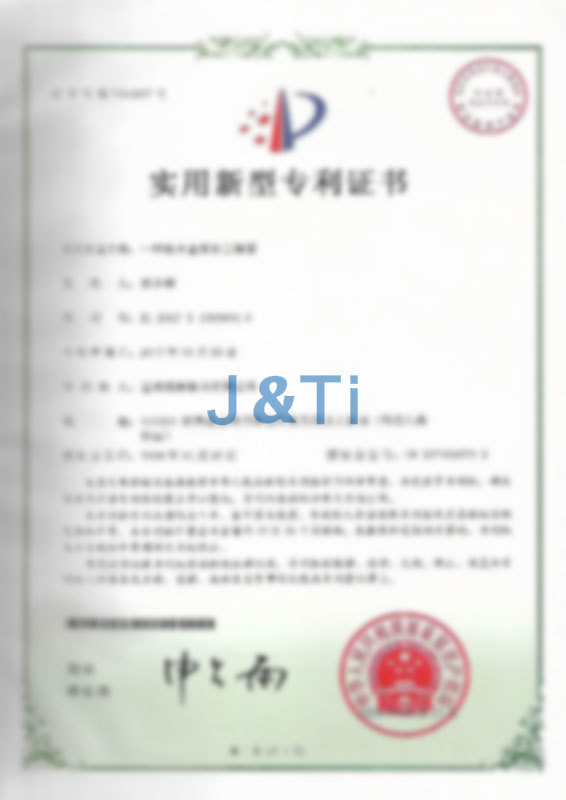 一种钛合金棒加工装置