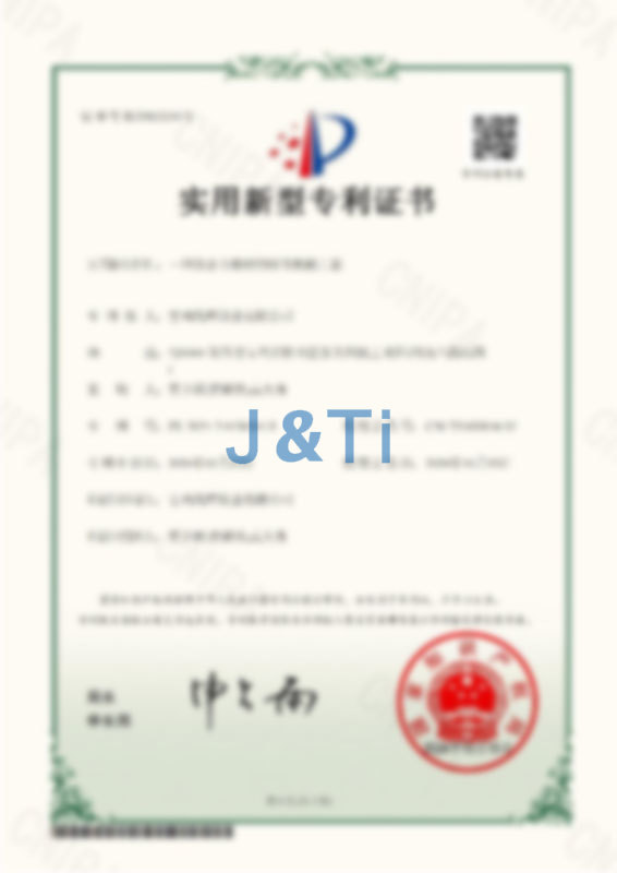 一种钛合金棒材的矫直机械工装