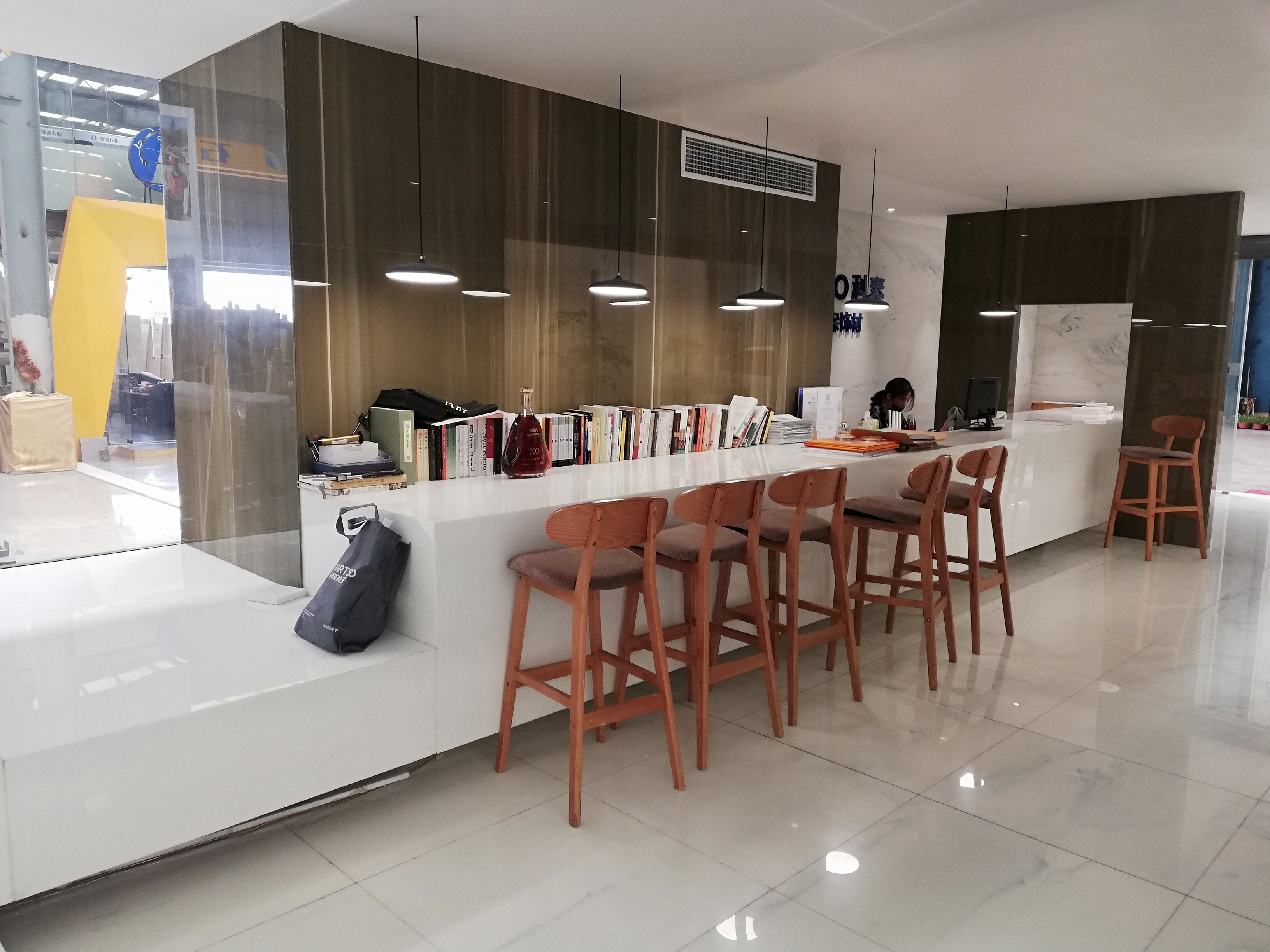 Nano glass white