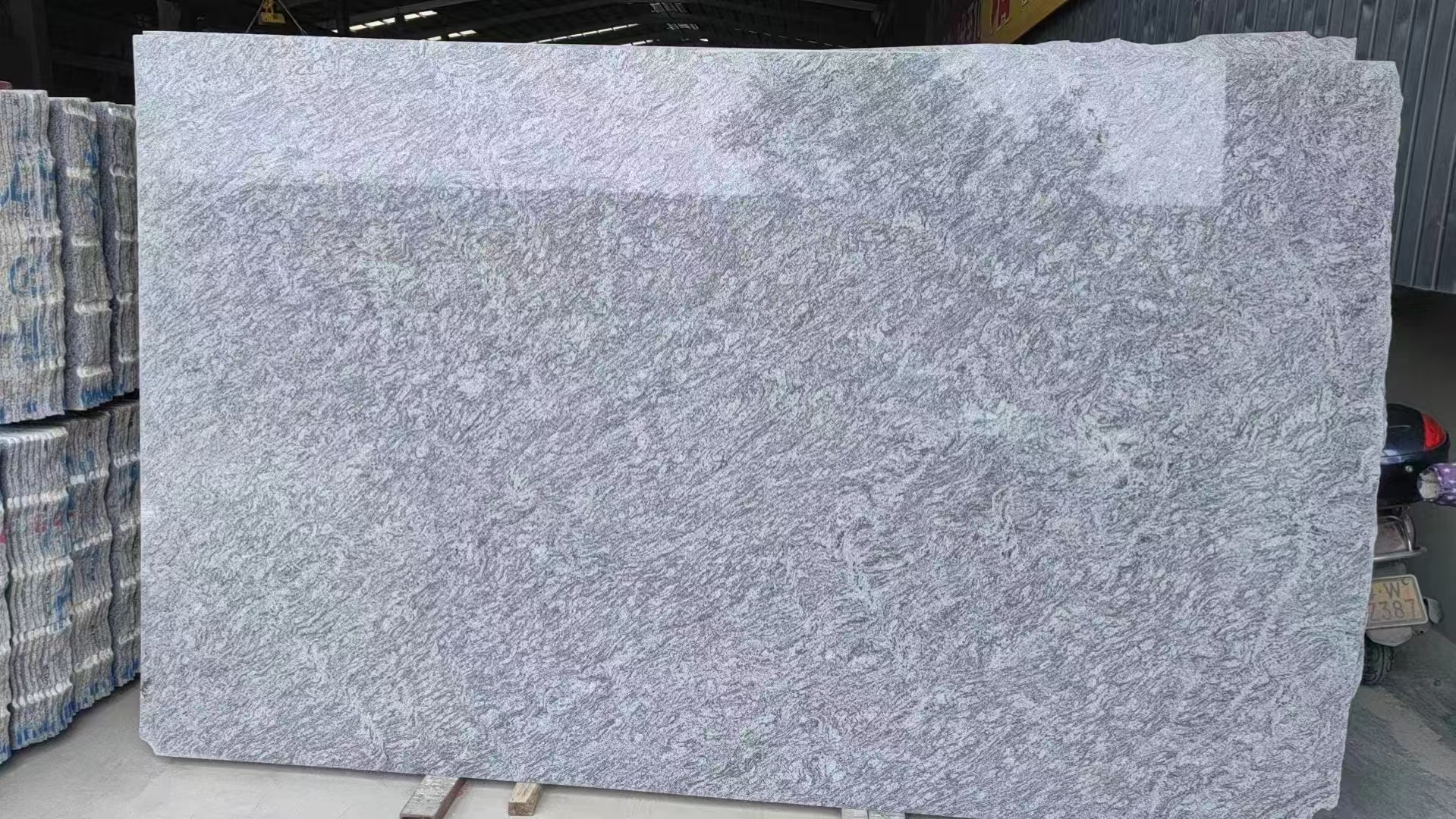Kindfisher blue granite