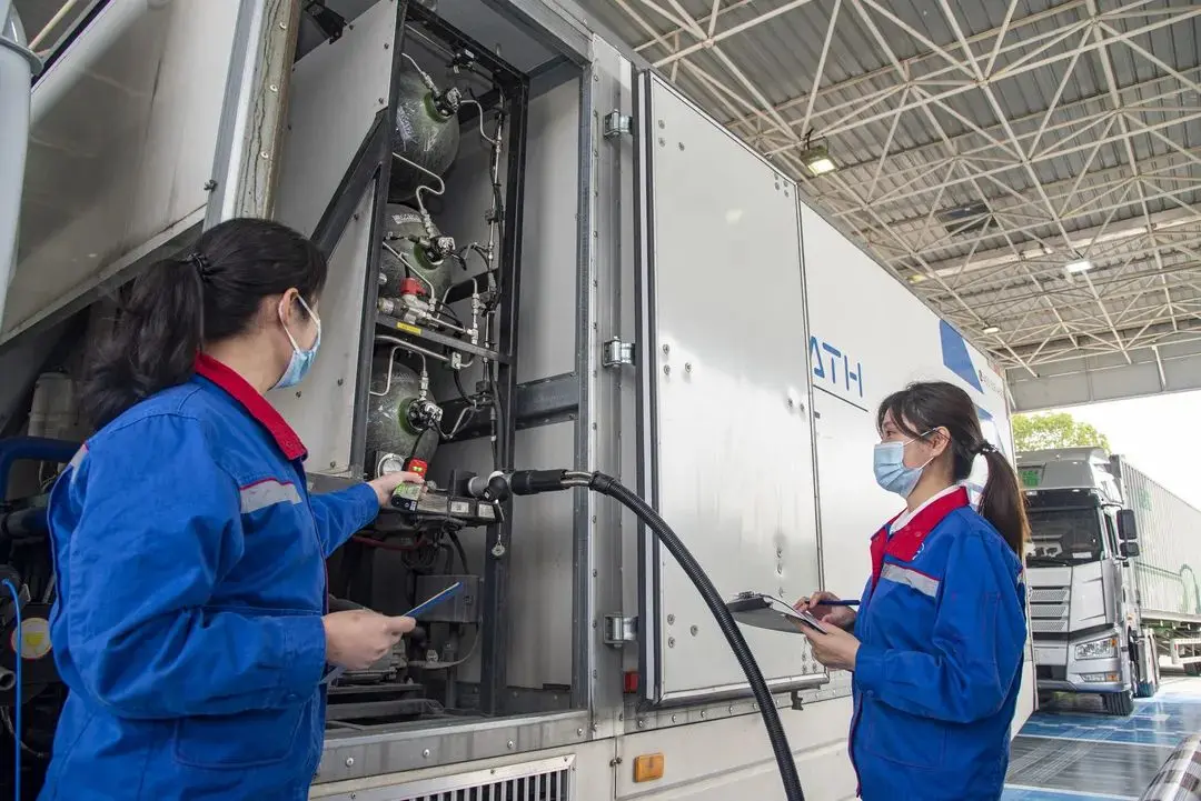 Shanghai Hydrogen-Gasoline Mixed Station