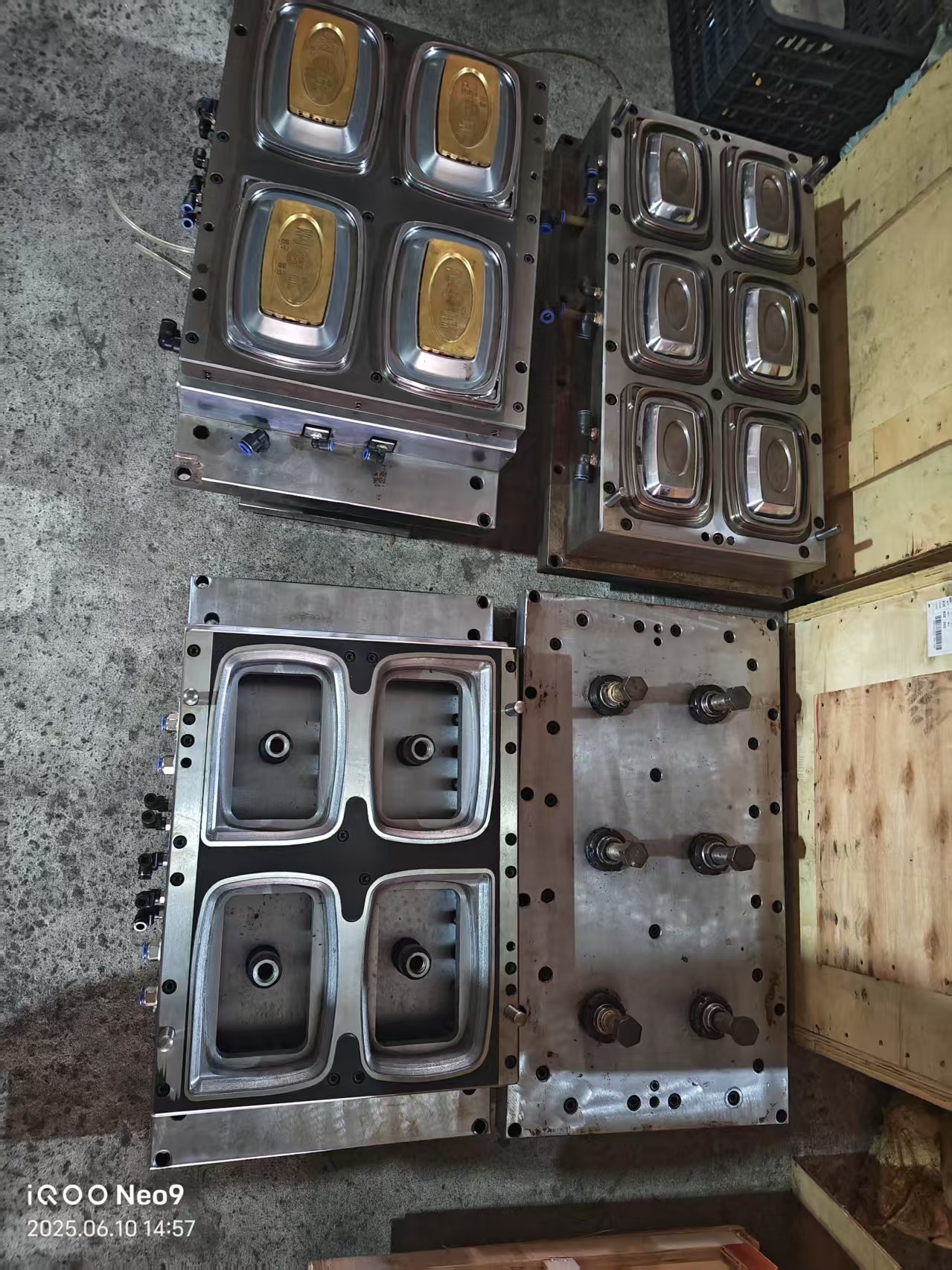 box and lid mold