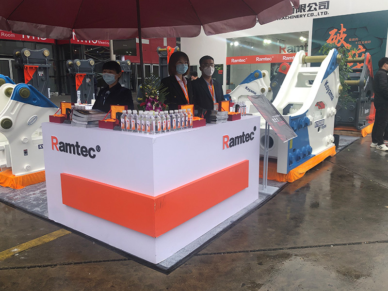Shanghai BMW Exhibition - China International Construction Machinery Exhibition