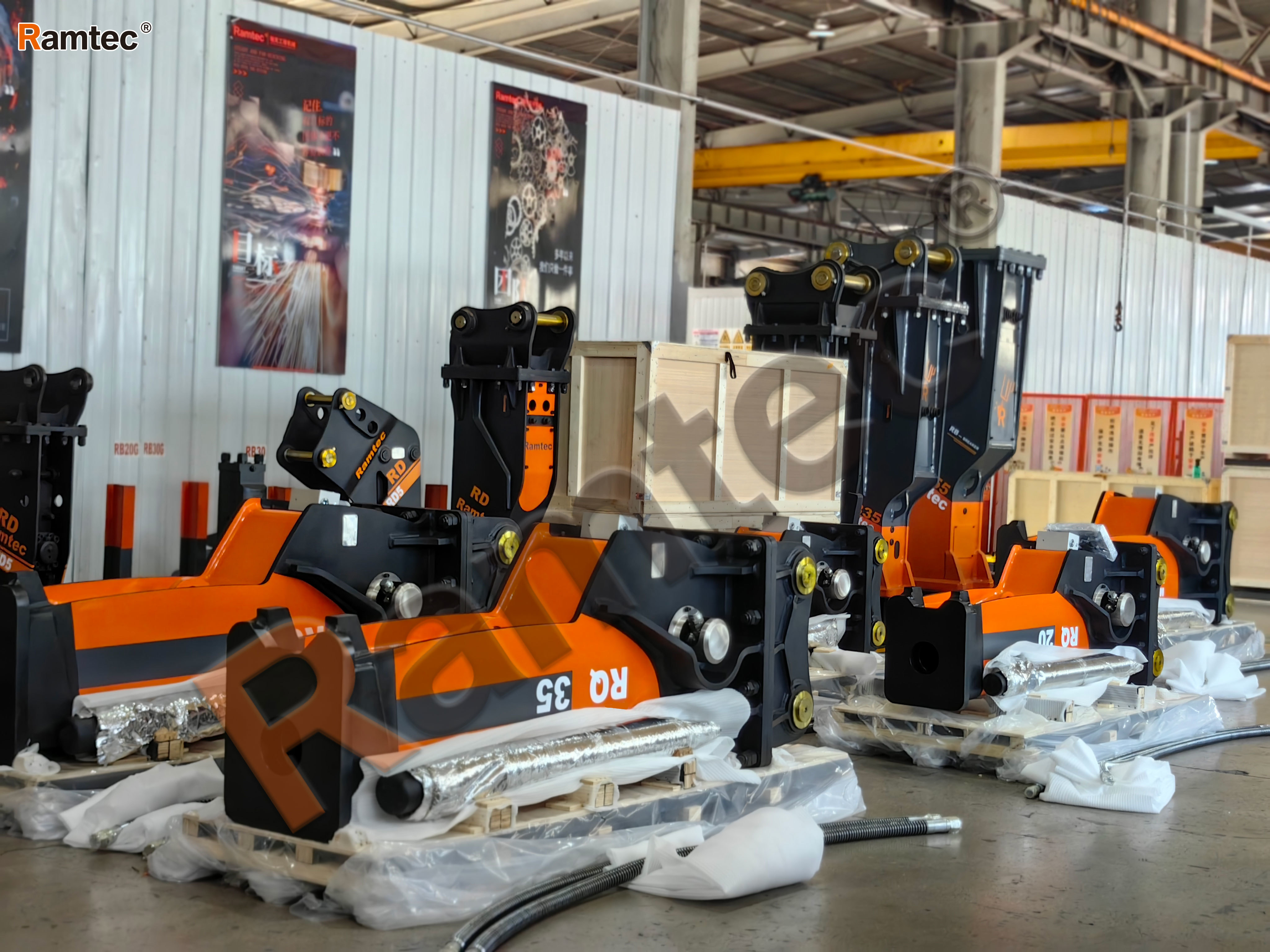 Understanding the Hydraulic Breaker: The "Steel Fist" in Engineering