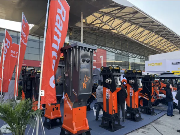 Ramtec Wows the Industry at Bauma Shanghai: Innovation and Quality with a Chinese Signature
