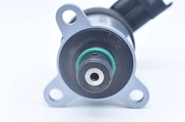 Fuel Pressure Regulator 0928400653 BOSCH - Bascolin