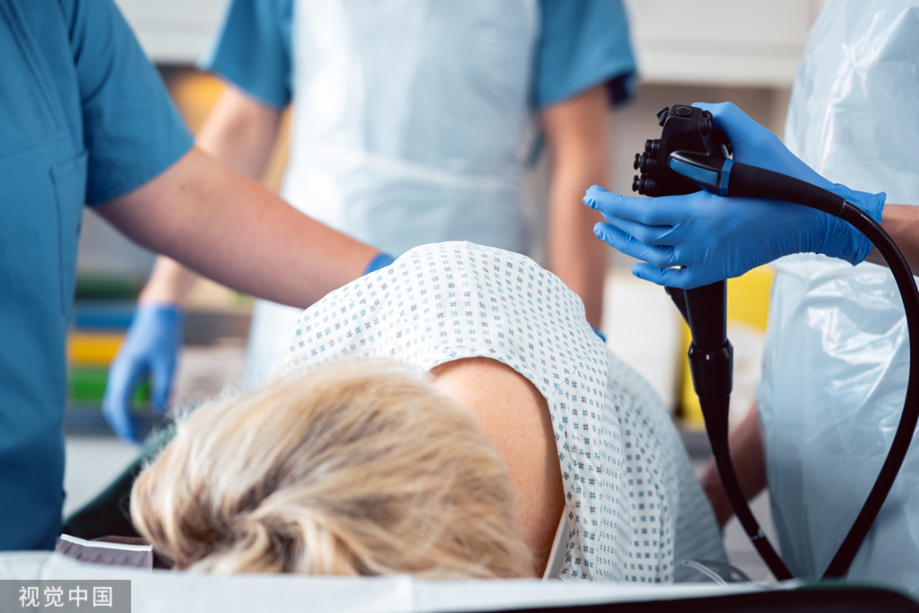 What are the common classifications of endoscopes?