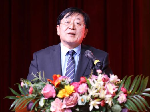 青春心向党 建功新时代丨曹职院召开纪念五四运动104周年入团仪式暨五四表彰大会