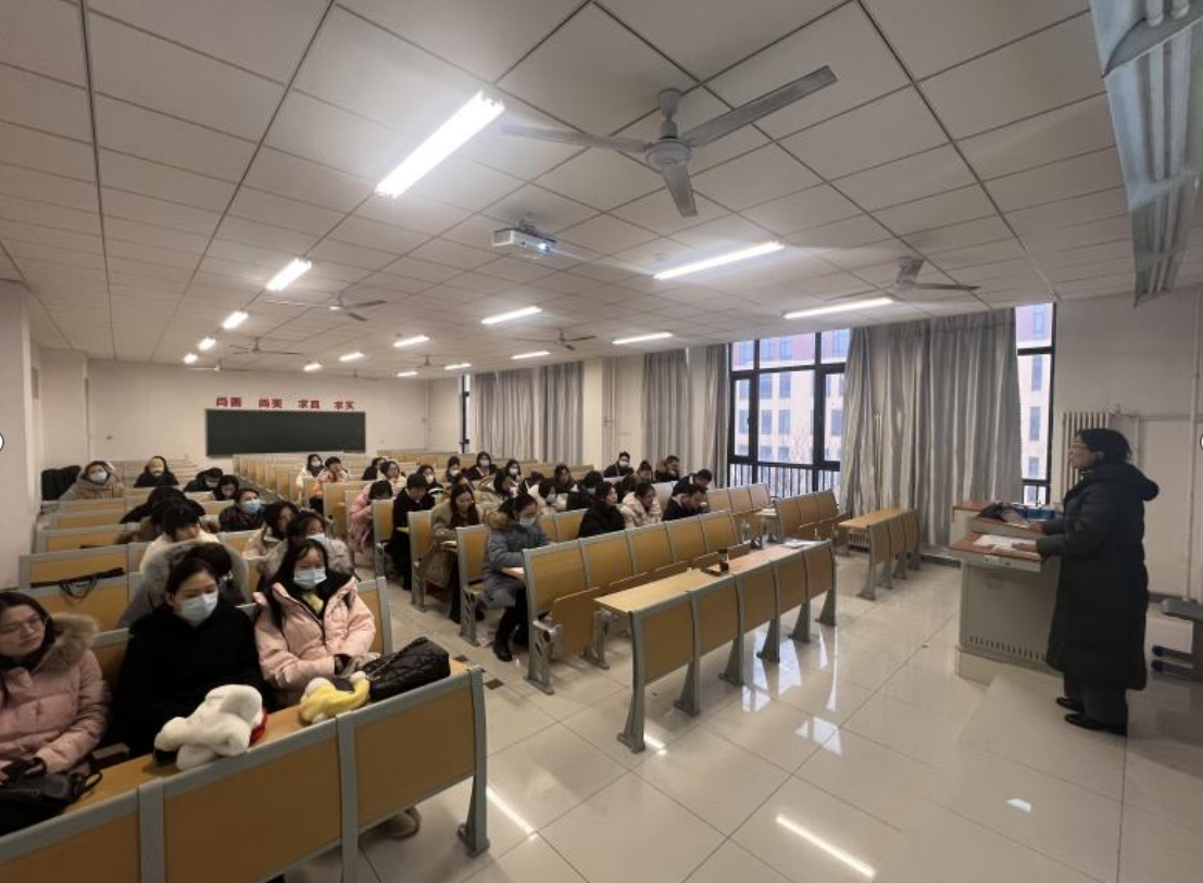 基础教学部召开期末教学工作会