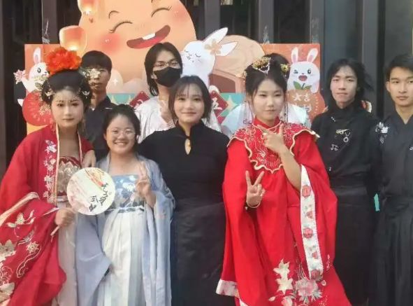 社团进社区|月圆中秋情满人间中秋游园会