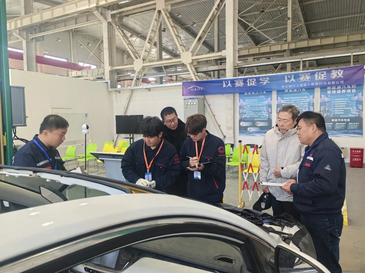 第一届“思源杯”新能源汽车技能大赛圆满落幕