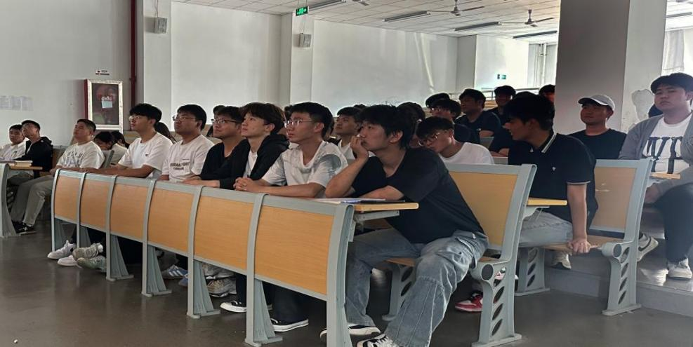 工程学院开展《哪吒之魔童闹海》工程美学赏析活动
