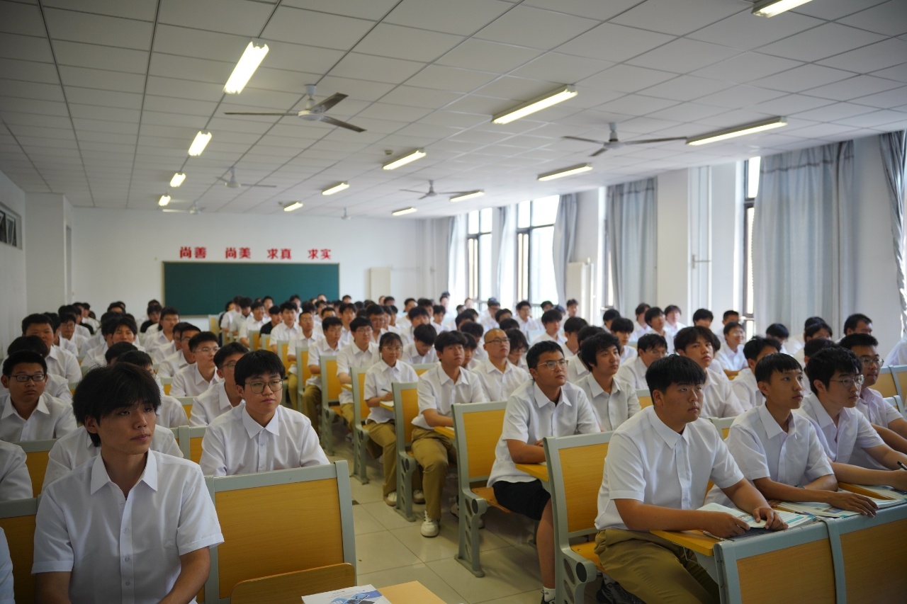 基础教学部举办公开课活动