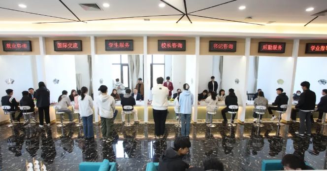 校园版“12345”丨曹妃甸职业技术学院“一站式”学生社区“校长、书记”接待日来啦