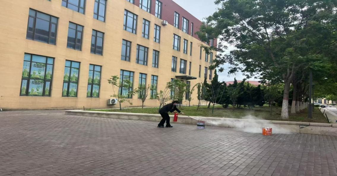 关注消防 安全实训丨曹妃甸职业技术学院2025年实训室消防安全培训圆满举行