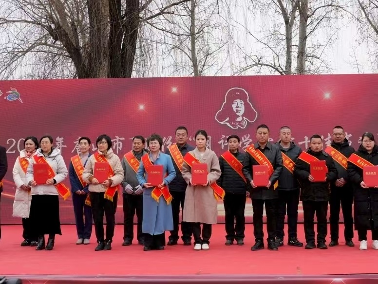 用青春续写雷锋故事|曹妃甸职业技术学院学生鞠红怡救助孕妇事迹获评唐山市“学雷锋十佳事迹”