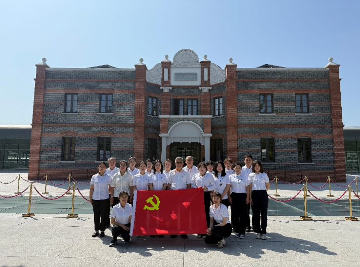 曹妃甸职业技术学院马克思主义学院思政课教师赴嘉兴开展“重走一大路”沉浸式红色研学系列活动（一）