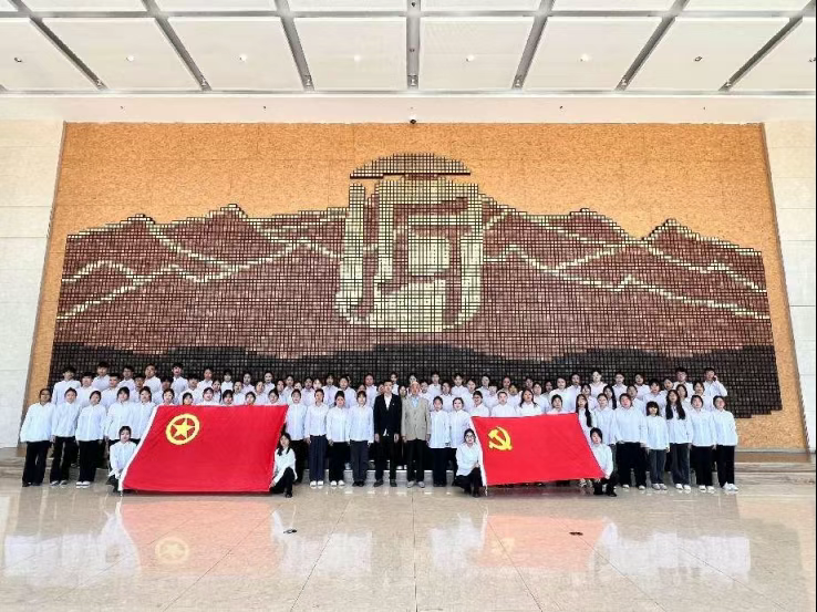 坚定理想信念，传承五四精神｜管理学院踏寻冀东红色长廊，汲百年党史力量