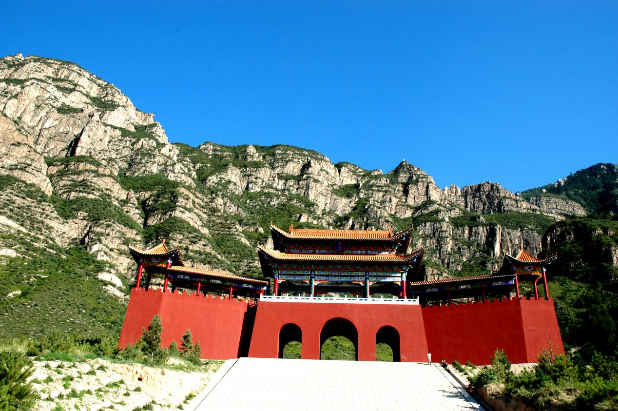 5月14日，第二屆中國大同·北岳恒山登山賽，我們不見不散！