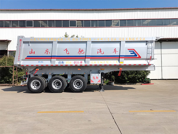 U-shaped rear tipping semi-trailer