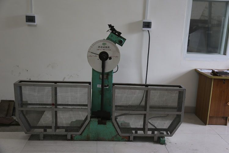 Charpy impact test machine Charpy impact test machine