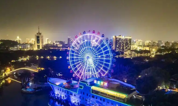 青島旅游新地標！“極地之光·青島海上摩天輪”正式開業(yè)