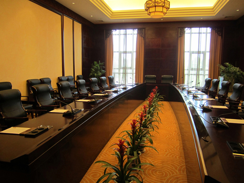 Rainbow Room (Conference Room 6)