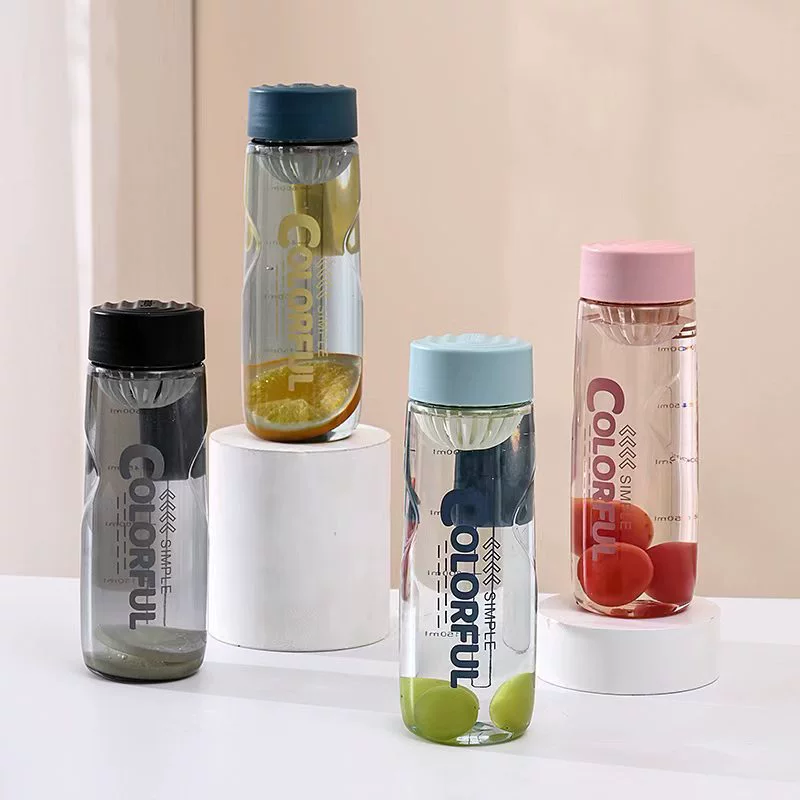 Portable screw-top water bottle