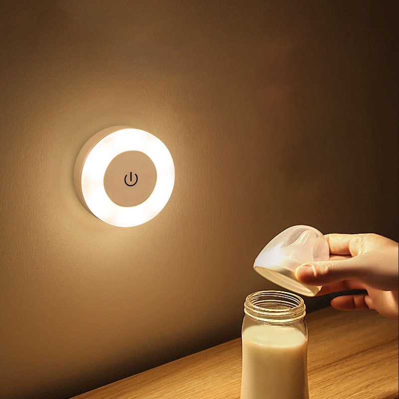 Simple and energy-saving night light