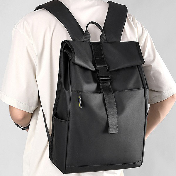 Simple and casual backpack